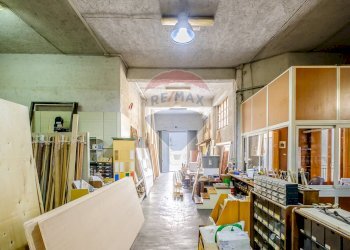 Sala da pranzo - Locale Commerciale Via Mandrà
 
13/B, Catania - foto 22