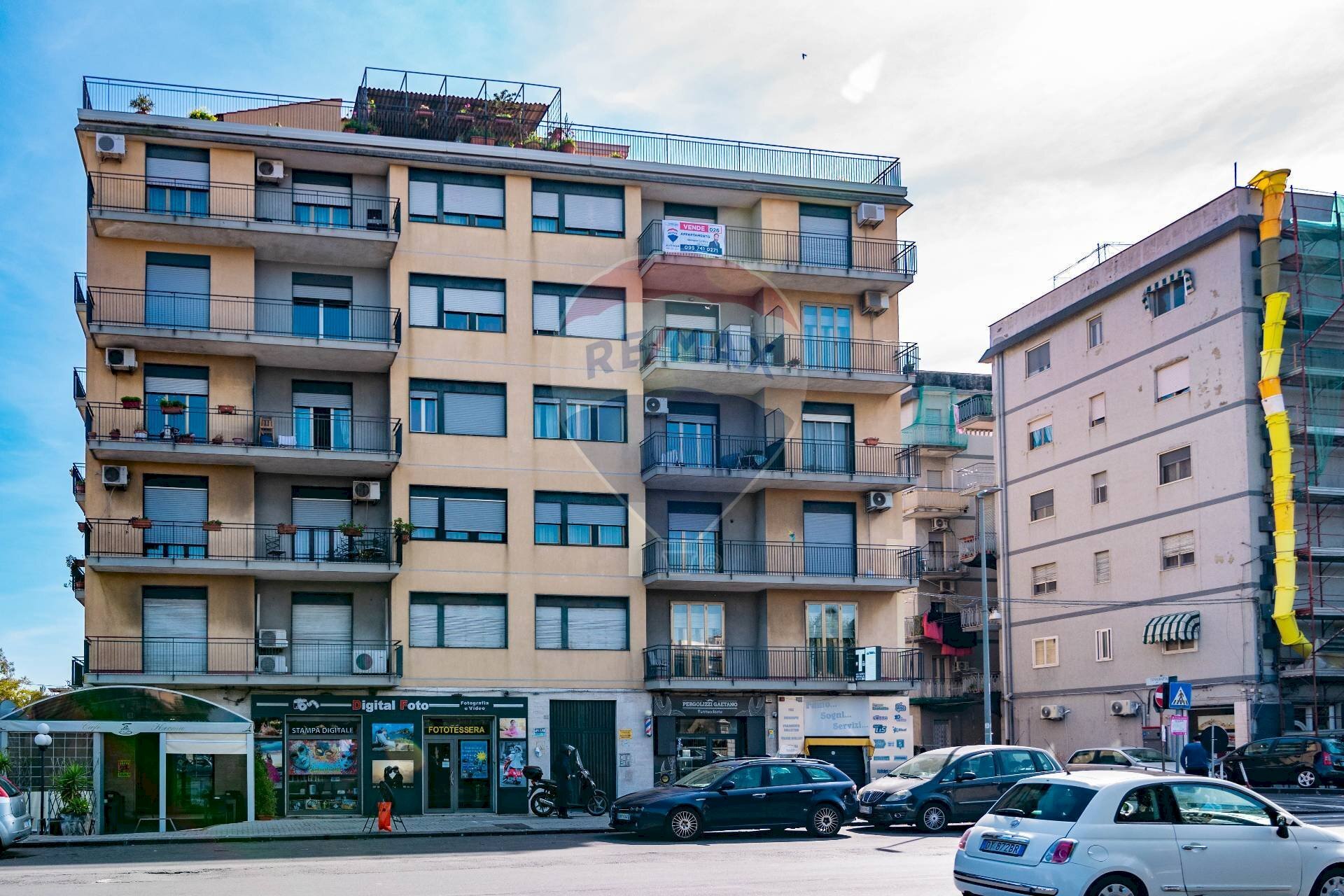 Edificio all\'aperto - Appartamento Viale Mario Rapisardi
 
707, Catania - foto 1