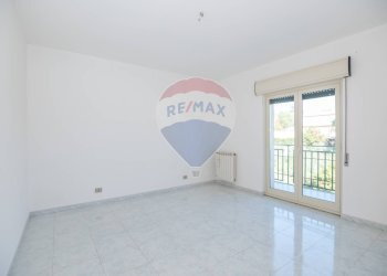 Stanza vuota - Appartamento Via Pò
 
4, Caltagirone - foto 13