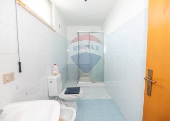 Bagno - Appartamento Via Pò
 
4, Caltagirone - foto 15