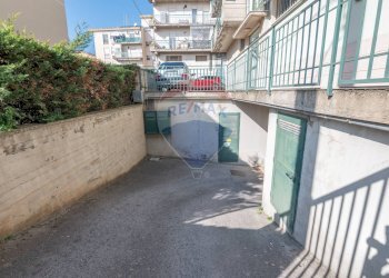 Edificio all\'aperto - Appartamento Via Pò
 
4, Caltagirone - foto 21