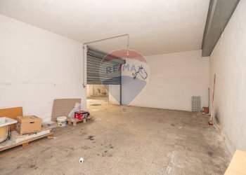 Stanza vuota - Appartamento Via Pò
 
4, Caltagirone - foto 24