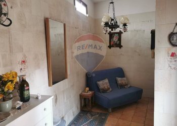 Soggiorno - Quadrilocale Via Francesco Crispi
 
56, Paterno - foto 6