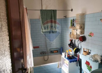 Bagno - Quadrilocale Via Francesco Crispi
 
56, Paterno - foto 7