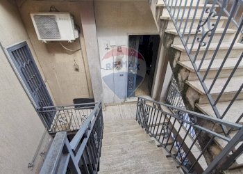 Balcone - Quadrilocale Via Francesco Crispi
 
56, Paterno - foto 9