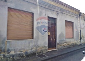 Ingresso principale da Via Carolina - Casa semi indipendente Via Carolina
 
270, Giarre - foto 5