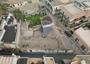 Edificio all\'aperto - Casa semi indipendente Via Carolina
 
270, Giarre - foto 13