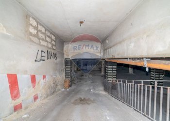 Parcheggio - Locale Commerciale via Vittorio Emanuele Orlando
 
16, Caltagirone - foto 3