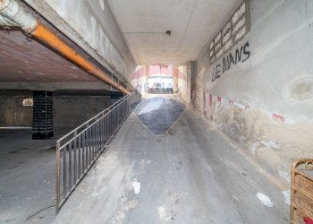 Parcheggio - Locale Commerciale via Vittorio Emanuele Orlando
 
16, Caltagirone - foto 5