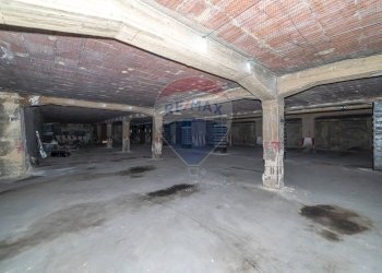 Parcheggio - Locale Commerciale via Vittorio Emanuele Orlando
 
16, Caltagirone - foto 13