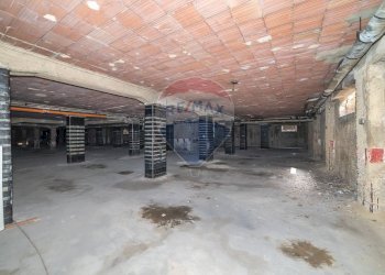 Parcheggio - Locale Commerciale via Vittorio Emanuele Orlando
 
16, Caltagirone - foto 15