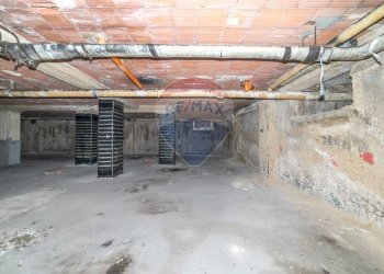 Parcheggio - Locale Commerciale via Vittorio Emanuele Orlando
 
16, Caltagirone - foto 16