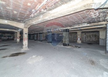 Parcheggio - Locale Commerciale via Vittorio Emanuele Orlando
 
16, Caltagirone - foto 18