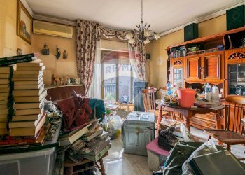 Dispensa di stoccaggio - Trilocale Via Guglielmo Marconi
 
12, Tremestieri Etneo - foto 10