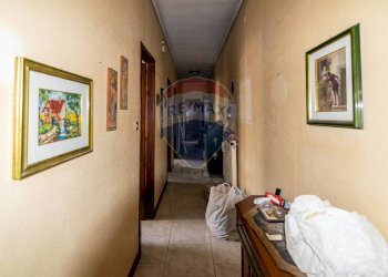 Hall / corridoio - Trilocale Via Guglielmo Marconi
 
12, Tremestieri Etneo - foto 21