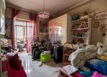 Camera / camera da letto - Trilocale Via Guglielmo Marconi
 
12, Tremestieri Etneo - foto 24