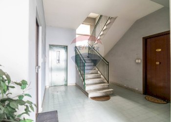 Ricezione / Lobby - Trilocale Via Guglielmo Marconi
 
12, Tremestieri Etneo - foto 38