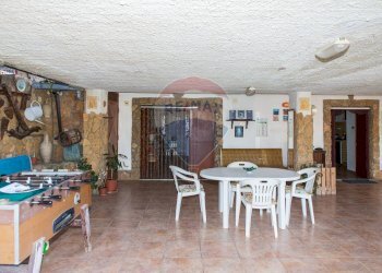 Sala da pranzo - Villa Contrada Vituso
 
5, Niscemi - photo 6