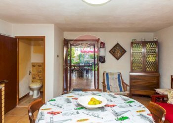 Sala da pranzo - Villa Contrada Vituso
 
5, Niscemi - photo 13