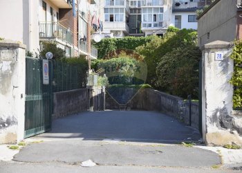 Edificio all\'aperto - Box Masaniello
 
28, Catania - foto 18