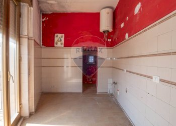 Stanza vuota - Trilocale Piazza risorgimento
 
31, Caltagirone - foto 20