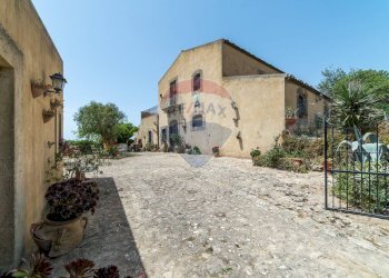 Casa all\'aperto - Rustico contrada san Mauro, Caltagirone - foto 2