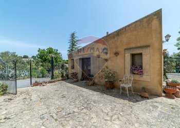 Casa all\'aperto - Rustico contrada san Mauro, Caltagirone - foto 4