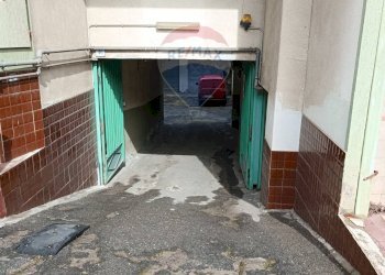 Parcheggio - Cellar / Attic Via Dottore Giovanni Chiarenza
 
46, Aci Catena - photo 6