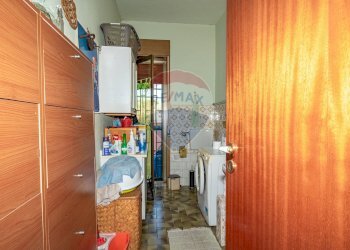 Camera / camera da letto - Bilocale Via Poggio Del Lupo
 
93, Catania - foto 23