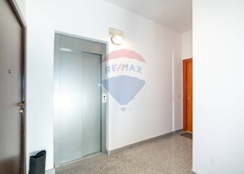 Stanza vuota - Trilocale Via Umberto
 
I, Roccalumera - foto 2