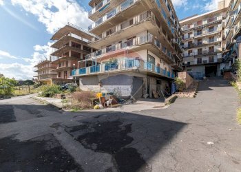 Edificio all\'aperto - Trilocale Via Umberto
 
I, Roccalumera - foto 24