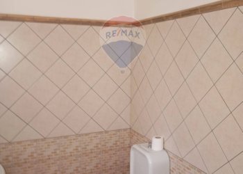 Bagno - Quadrilocale Via Bruno Buozzi
 
80, Misterbianco - foto 24