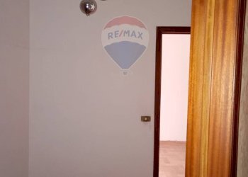 Stanza vuota - Quadrilocale Via Bruno Buozzi
 
80, Misterbianco - foto 26