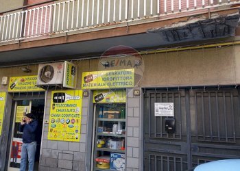 Edificio all\'aperto - Locale Commerciale Via Bruno Buozzi
80, Misterbianco - foto 1