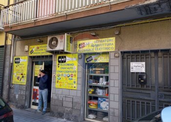 Edificio all\'aperto - Locale Commerciale Via Bruno Buozzi
80, Misterbianco - foto 2