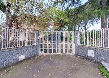 Terrazza - Villa via la nunziatella
 
15, Mascalucia - foto 2