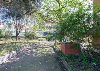 Giardino - Villa via la nunziatella
 
15, Mascalucia - foto 10