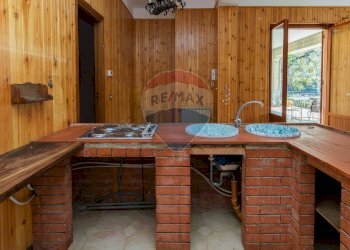 Sala da pranzo - Villa via la nunziatella
 
15, Mascalucia - foto 21