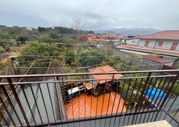 Balcone - Appartamento Via marchese di casalotto
 
82, Aci Sant'Antonio - foto 9