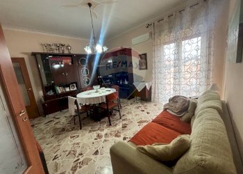 Sala da pranzo - Appartamento Via marchese di casalotto
 
82, Aci Sant'Antonio - foto 23