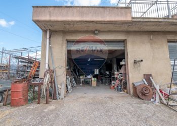 Edificio all\'aperto - Villa Via Manfredi Modica
 
59, Caltagirone - foto 33