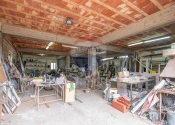 Dispensa di stoccaggio - Villa Via Manfredi Modica
 
59, Caltagirone - foto 45