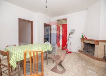 Sala da pranzo - Casa indipendente Contrada Cimia - Sp13, Caltagirone - foto 6