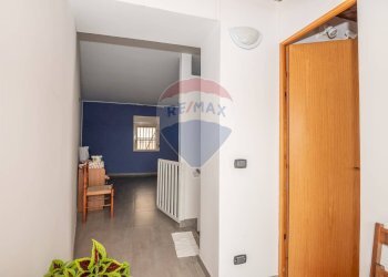 Hall / corridoio - Casa semi indipendente Via Ragona
 
35/37, Caltagirone - foto 15