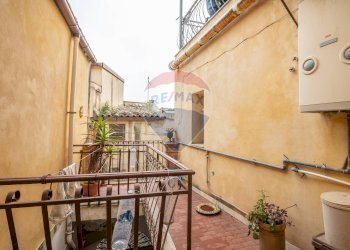 Terrazza - Casa indipendente Via Ragona
 
37, Caltagirone - foto 9