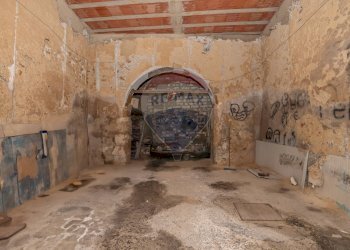 Cantina - Casa indipendente Via Ragona
 
37, Caltagirone - foto 34