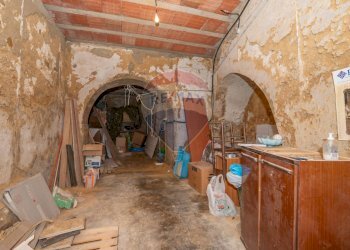 Cantina - Casa indipendente Via Ragona
 
37, Caltagirone - foto 40