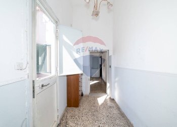 Hall / corridoio - Casa indipendente Via Palermo
 
596, Catania - foto 12