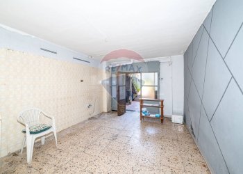 Stanza vuota - Casa indipendente Via Palermo
 
596, Catania - foto 21