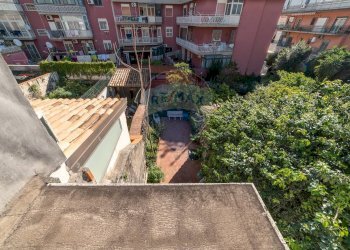 Edificio all\'aperto - Casa indipendente Via Palermo
 
596, Catania - foto 22